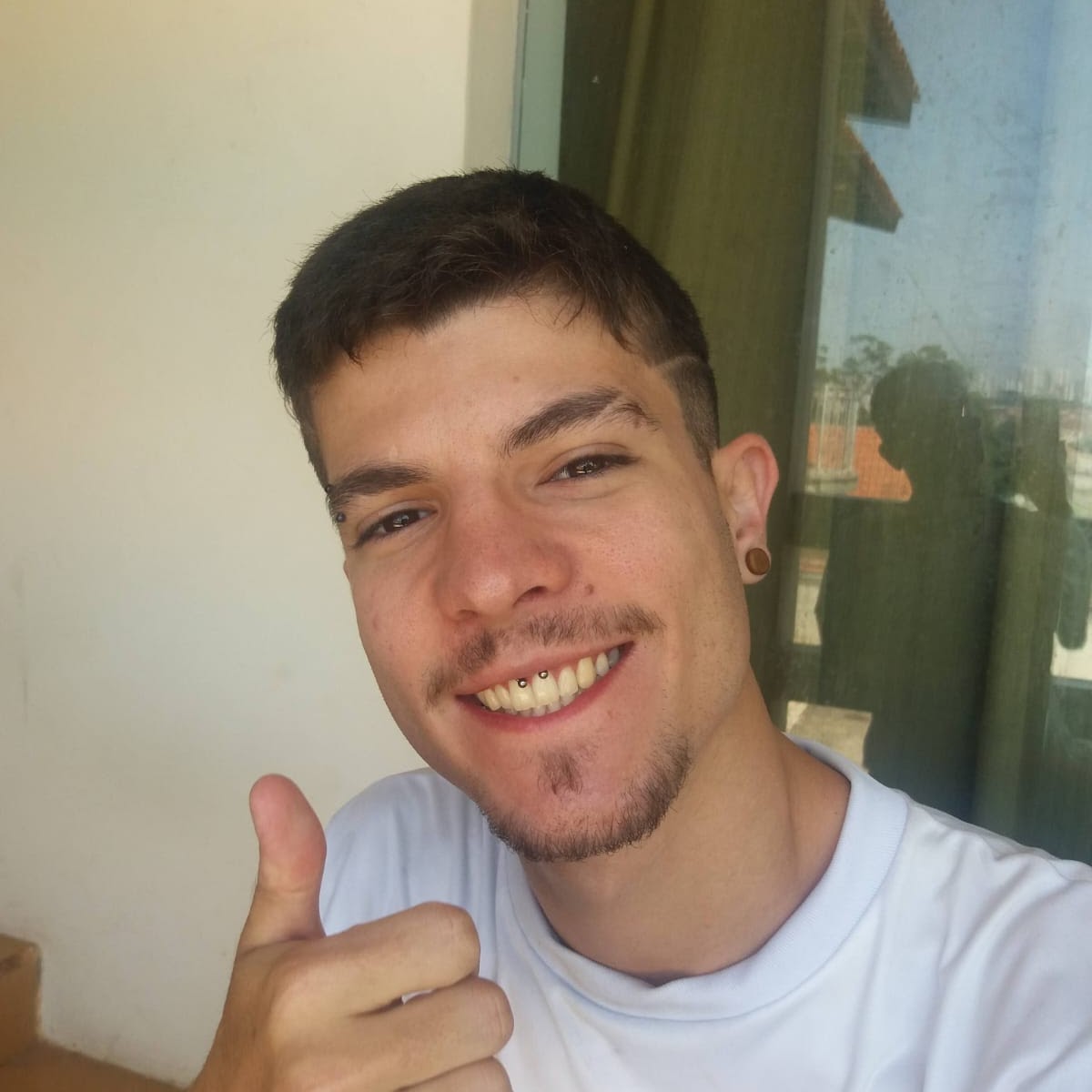 Bruno Serra, educador(a) de Biologia