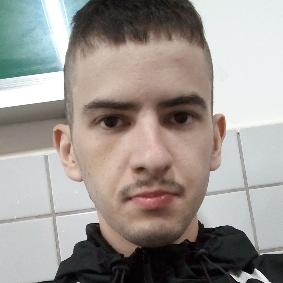 Daniel Rodrigues, educador(a) de Matemática