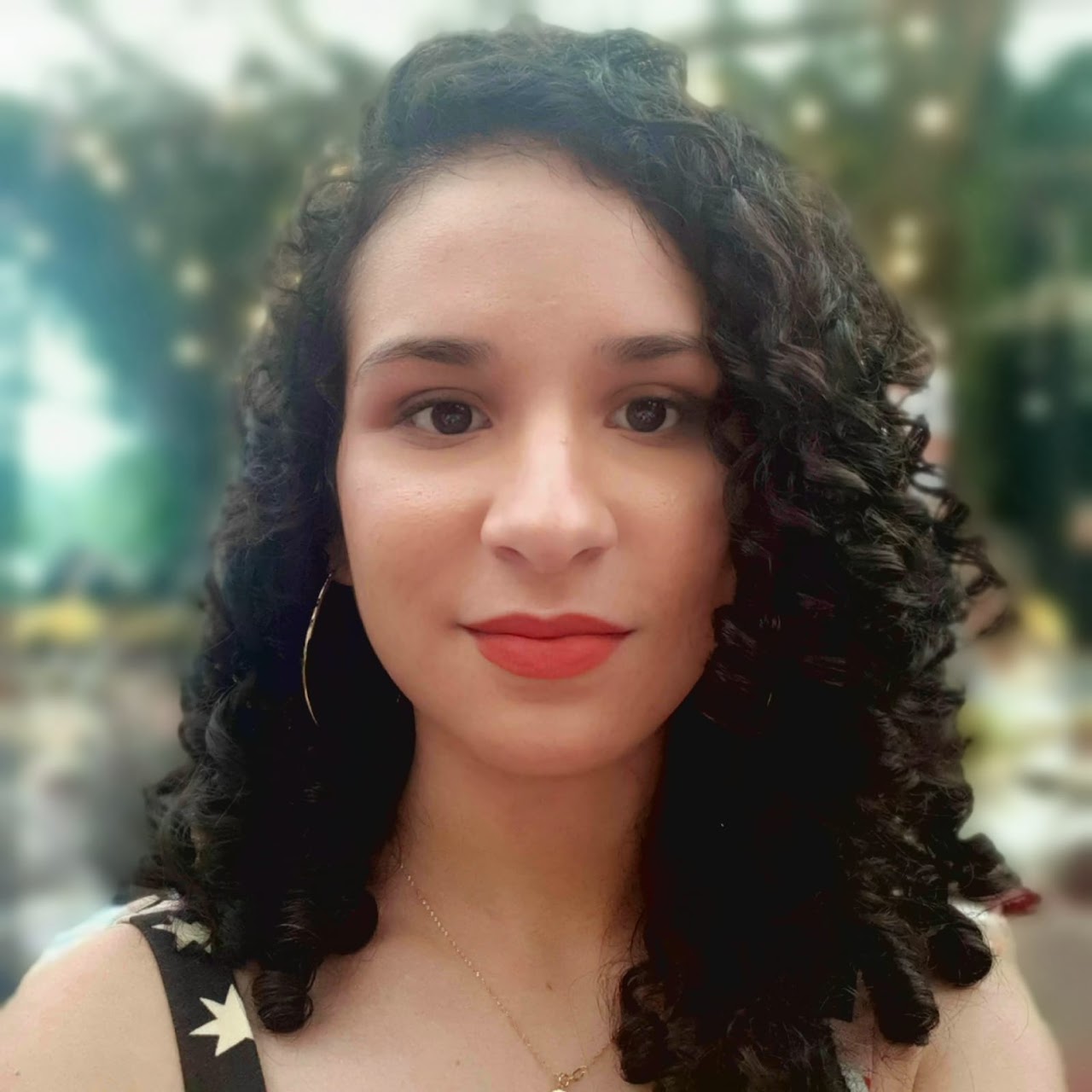 Janaína Perelli, educador(a) de Geografia
