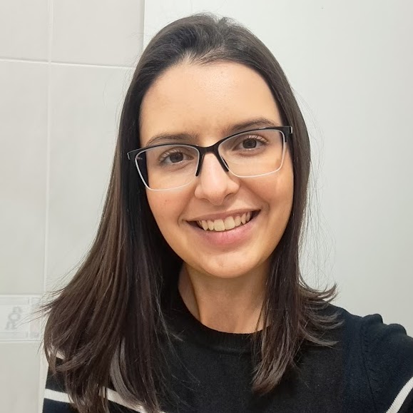 Leticia Ramos, educador(a) de Matemática
