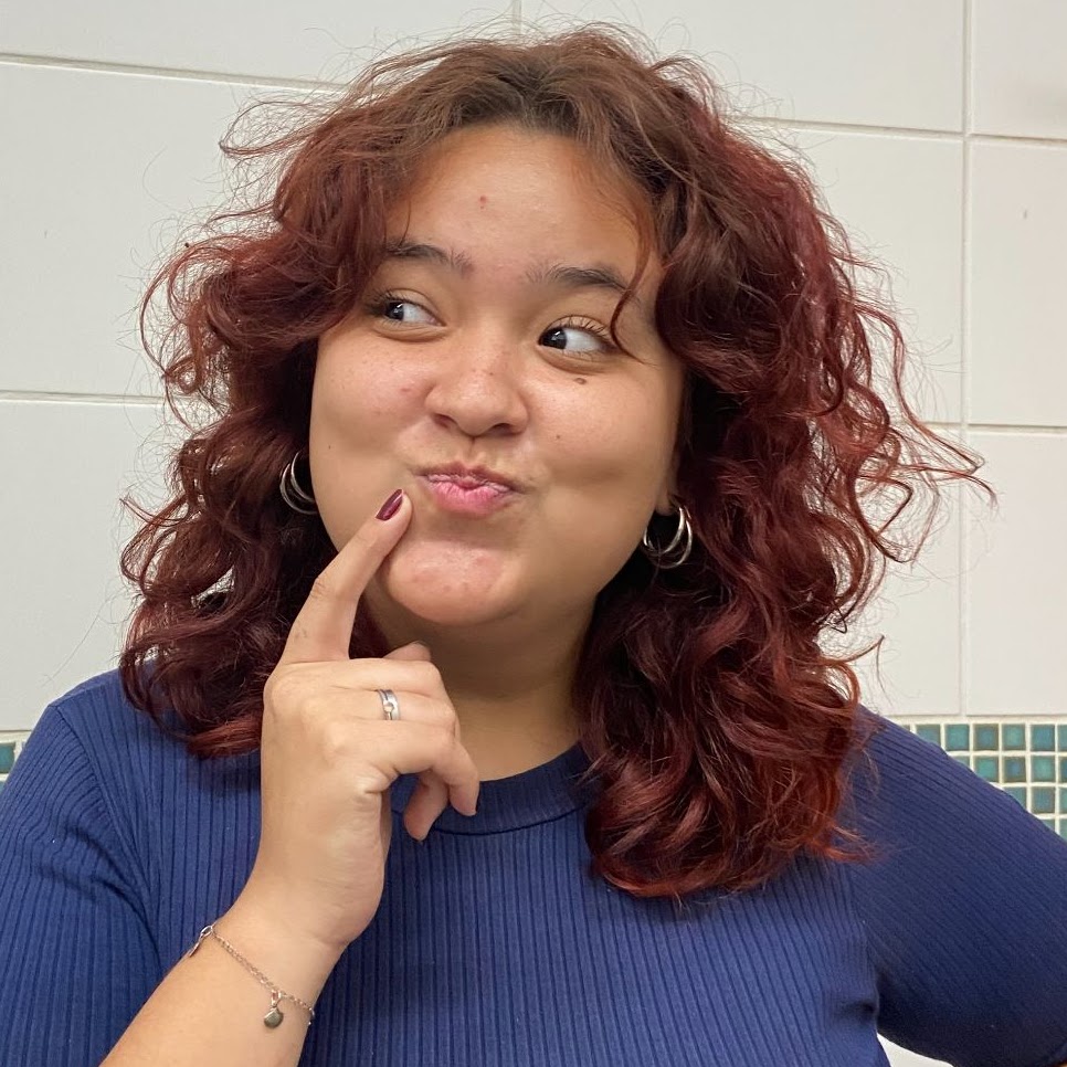 Rebeca Caroline, educador(a) de História